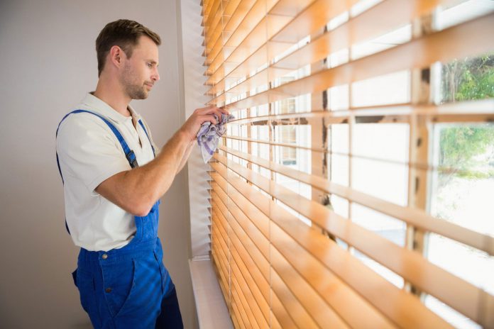 vệ sinh rèm đơn giản hiệu quả tại nhà