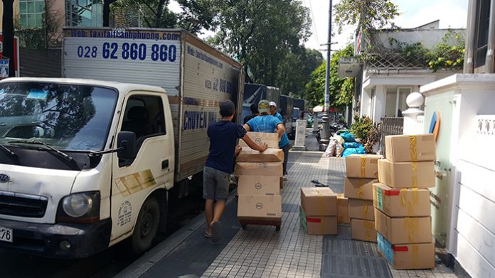 dịch vụ thuê taxi tải uy tín huyện Hóc Môn