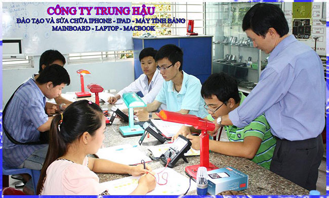 Trung tâm học nghề sửa chữa điện thoại TPHCM Trung Hậu